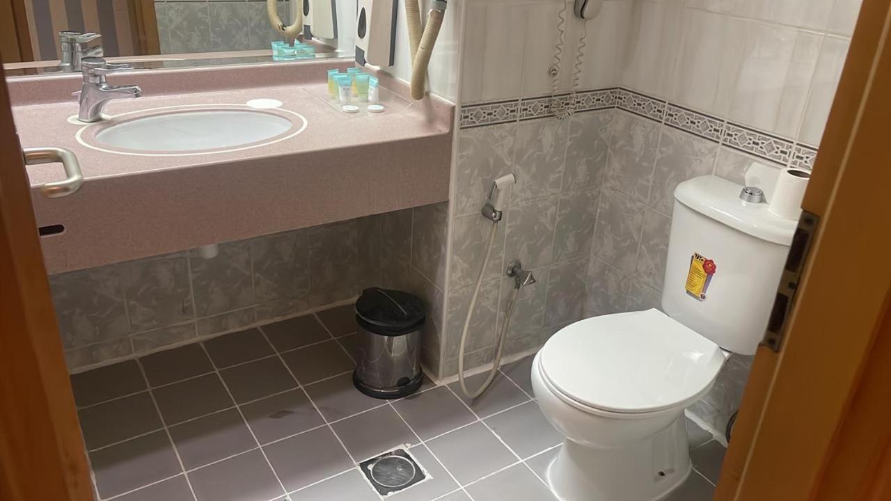 Sun & Sands Hotel Llc Dubaj Zewnętrze zdjęcie